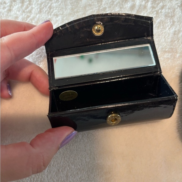 Vintage makeup set and mini pruse - Picture 3 of 9